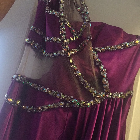 Prom dress - Picture 3 of 3